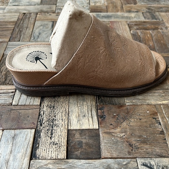 OTBT Drifter Sandal in Elmwood Size 7 1/2 - Picture 6 of 11